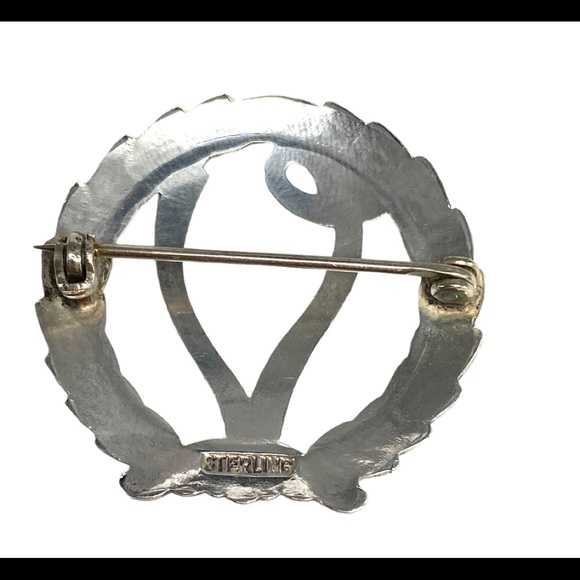 Vintage Sterling Silver Brooch Pin With The Monogram “V” 1 ¼ Inches - Picture 2 of 5